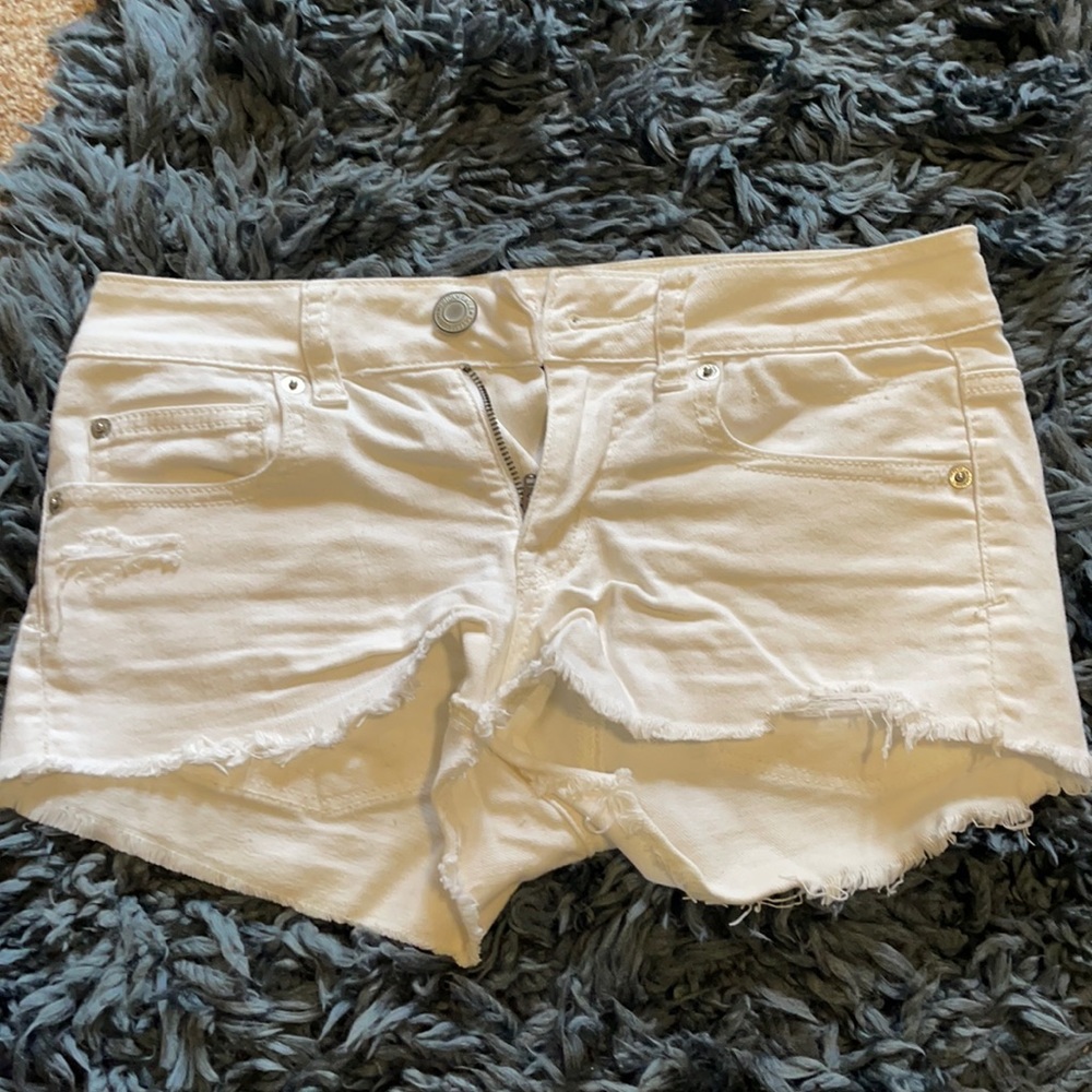 White American Eagle Shorts